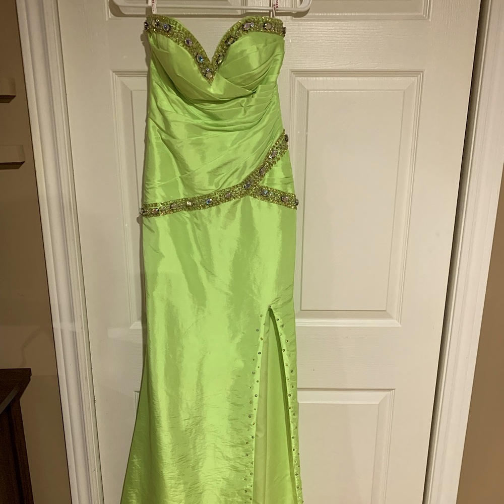Kiss kiss Formal Dress